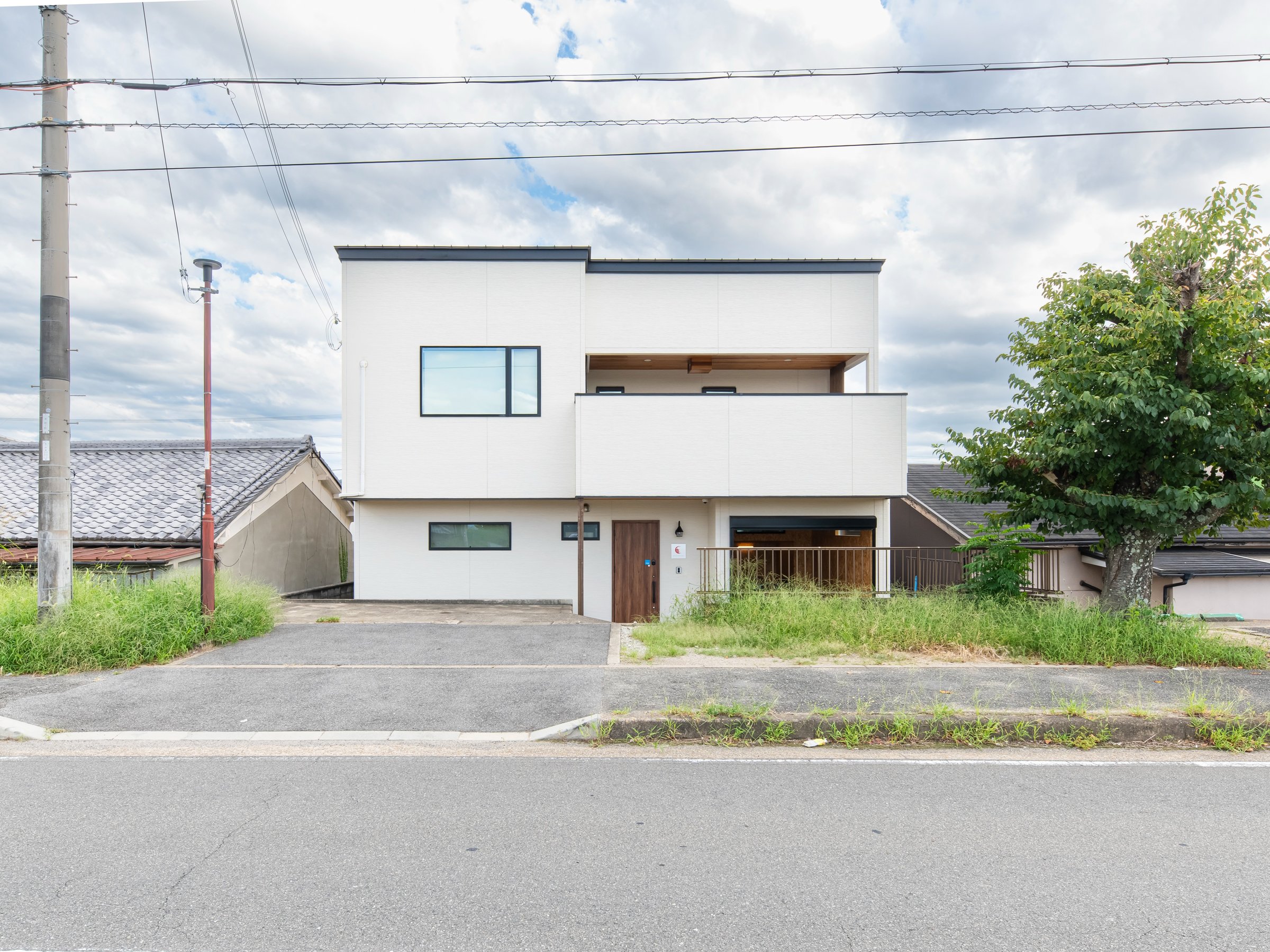 �O�ςƒ��ԃX�y�[�X