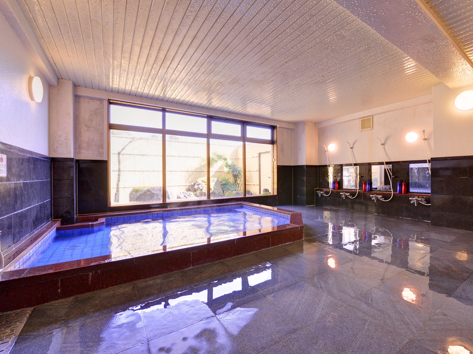 *�嗁��/���Ƒ���O���[�v�ȂǁA��l���ł��������������Ă�������芰���铒�D�B�����̂ЂƎ����ǂ����B