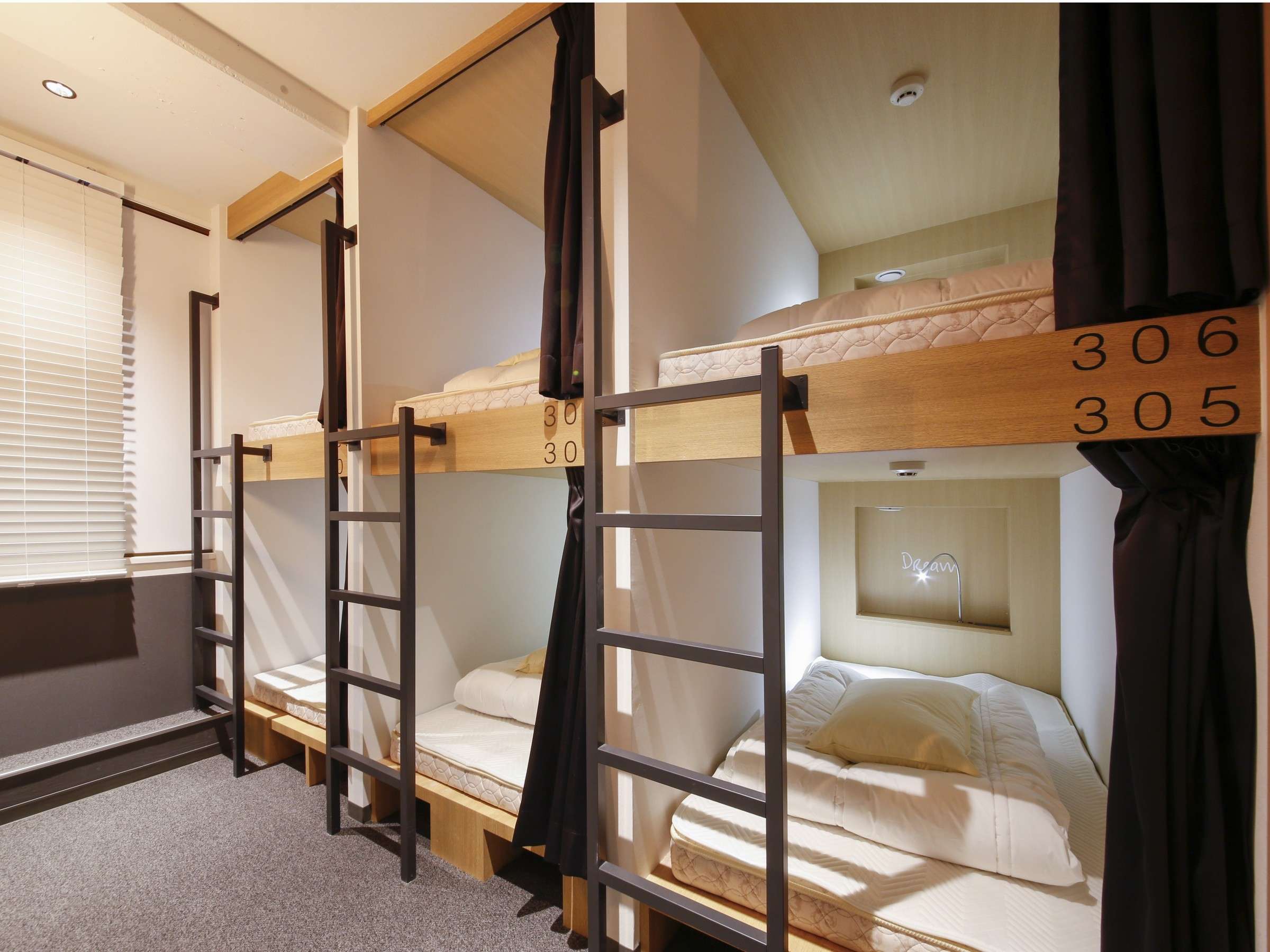 MIXED DORM