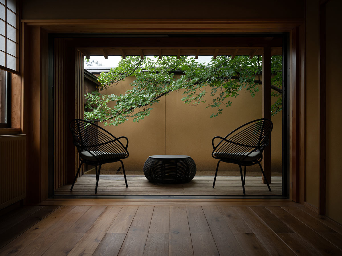 �y�����a�X�C�[�g-����I�V���C�^�C�v�z�@���������Î�̒��ł������Ɖ߂����A�������ԁB