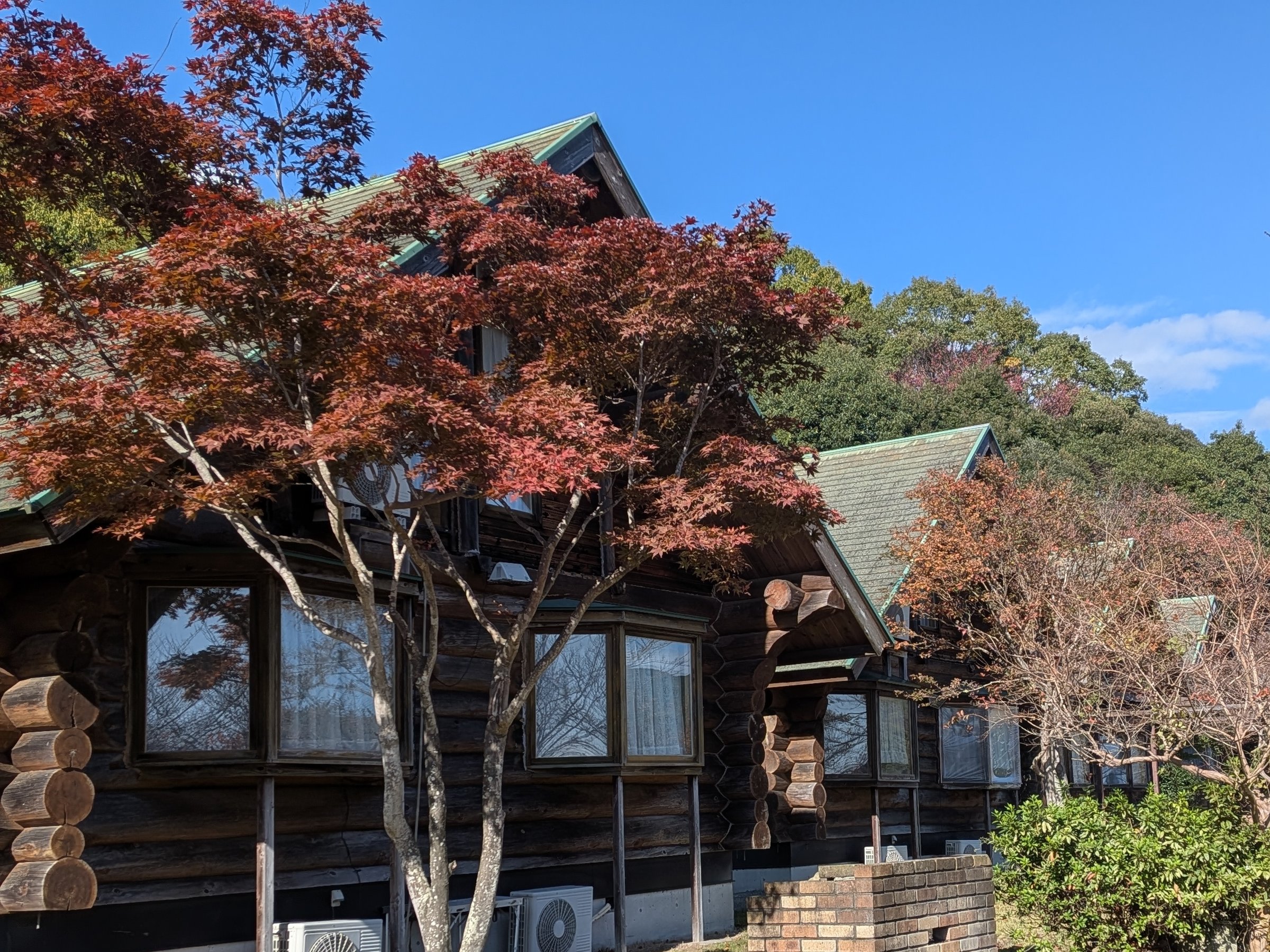 ���O�n�E�X