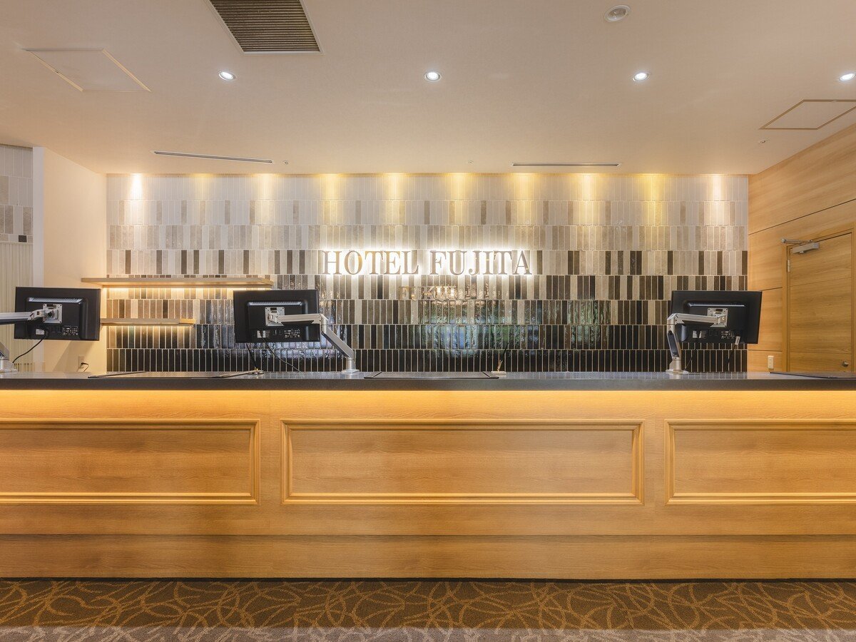 �t�����g�J�E���^�[