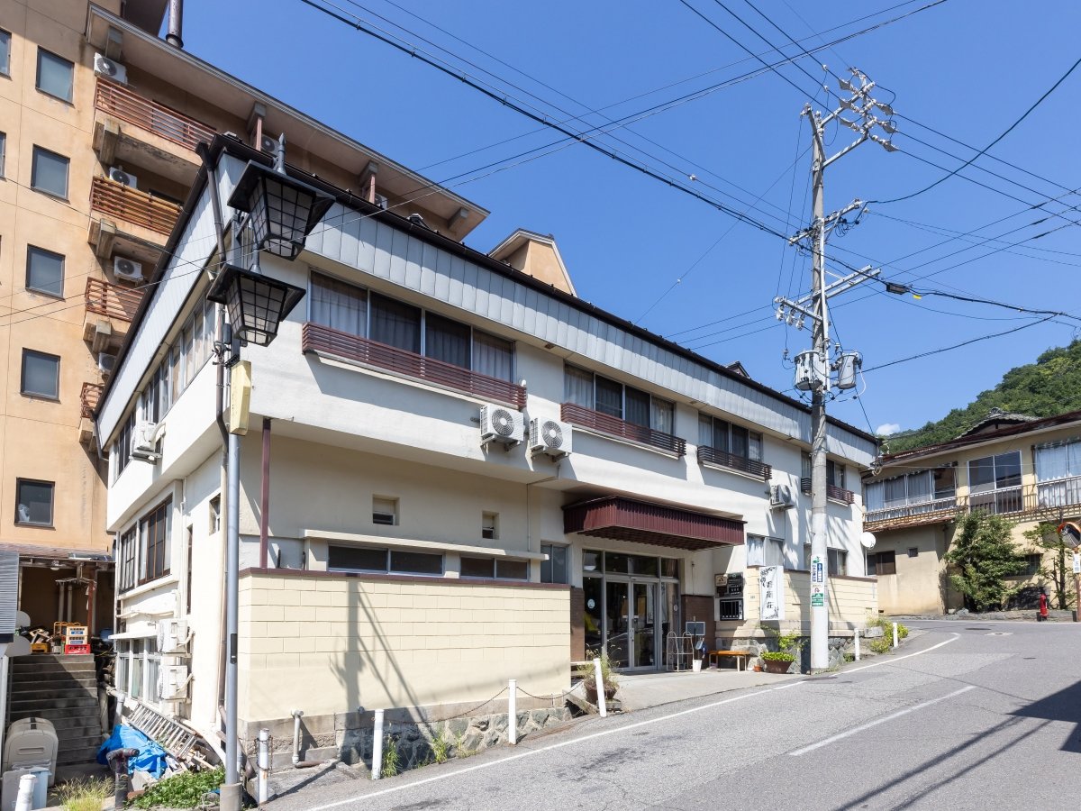 *�O�ρ^��ԉ����150�N�ԑ��������₩�ȏh�B�y�b�g���hOK��100������|����������I