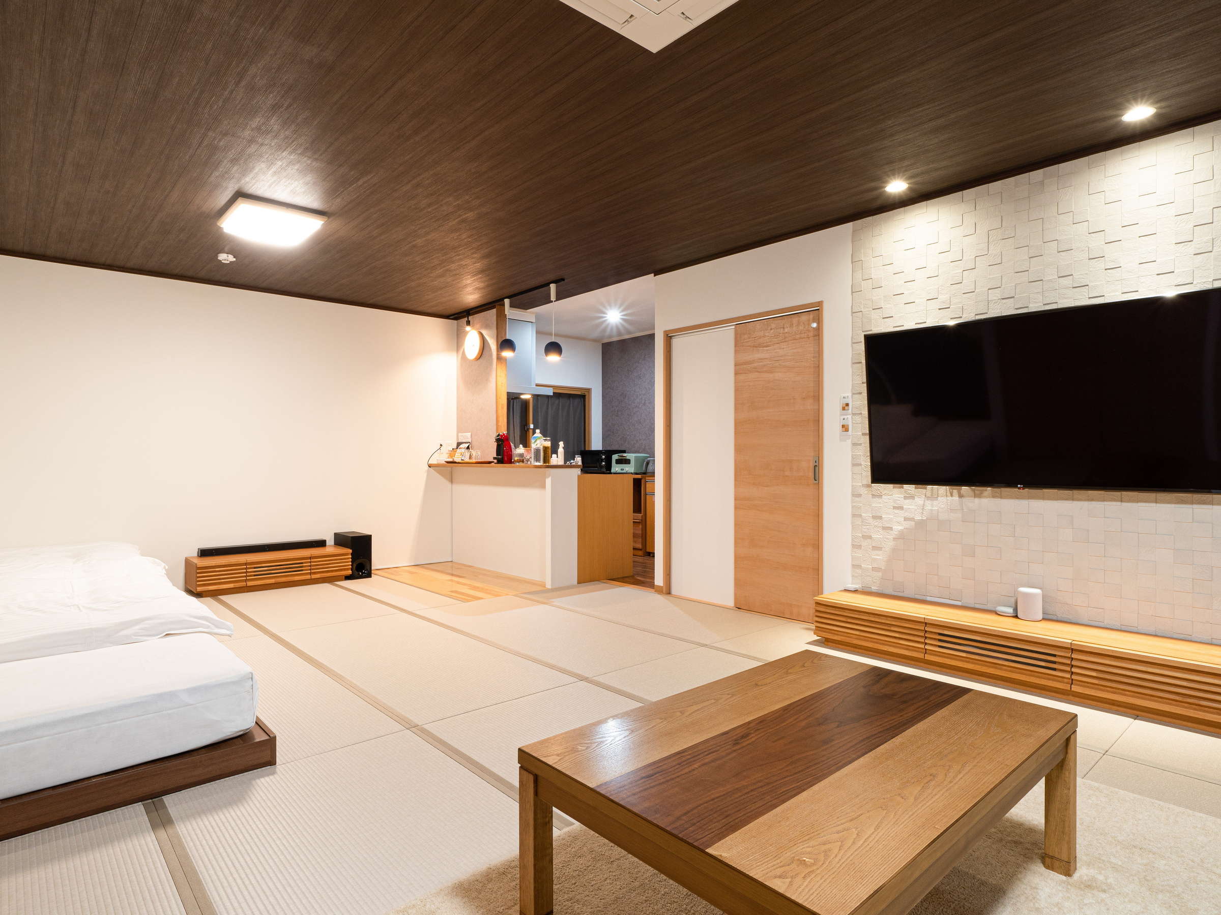 �r�W�l�X�z�e���S�`�T�������̍L���B