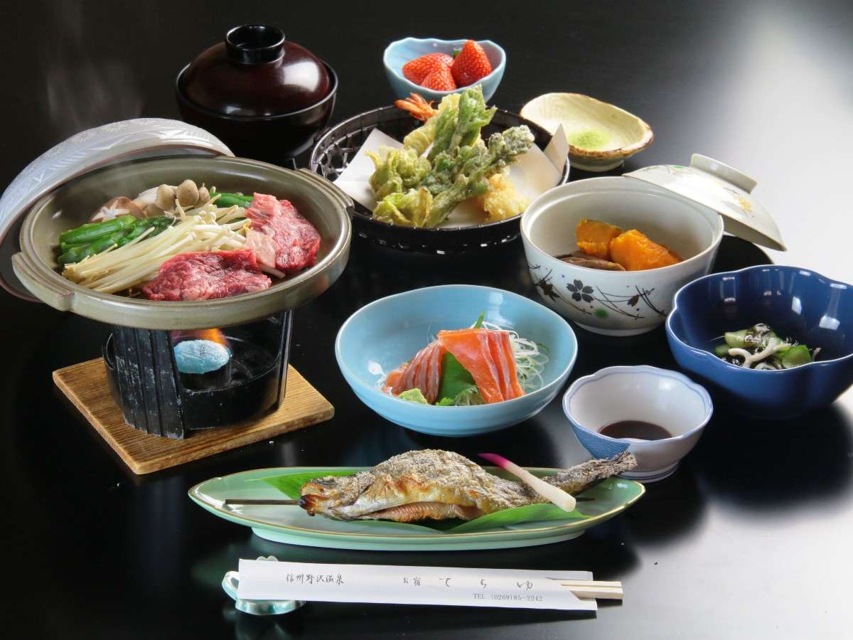 [HBn̐싛⎩Ɛ؁AɂĂ͎R؂₫̂ƁAnY̐HނgpłB