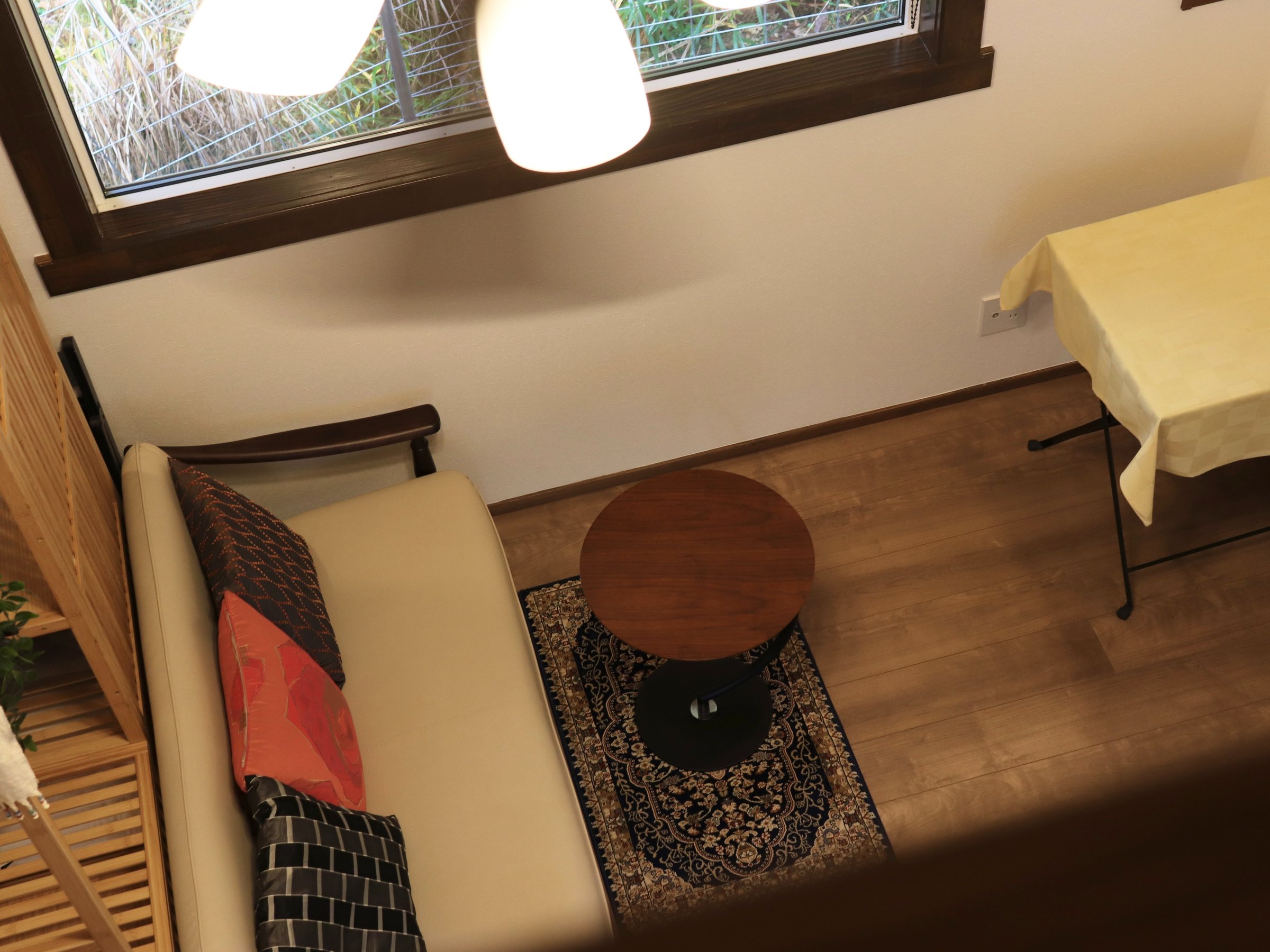 ��炷�悤�ɔ��܂��A�ʑ����o�̃��t�g��ԁB�����؍݂ɂ���