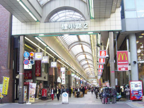 �y�K���H���X�X�z���ق���k��10���قǁ�A�[�P�[�h�X�ɂȂ��Ă���̂ŁA�J�ł���ł����K��