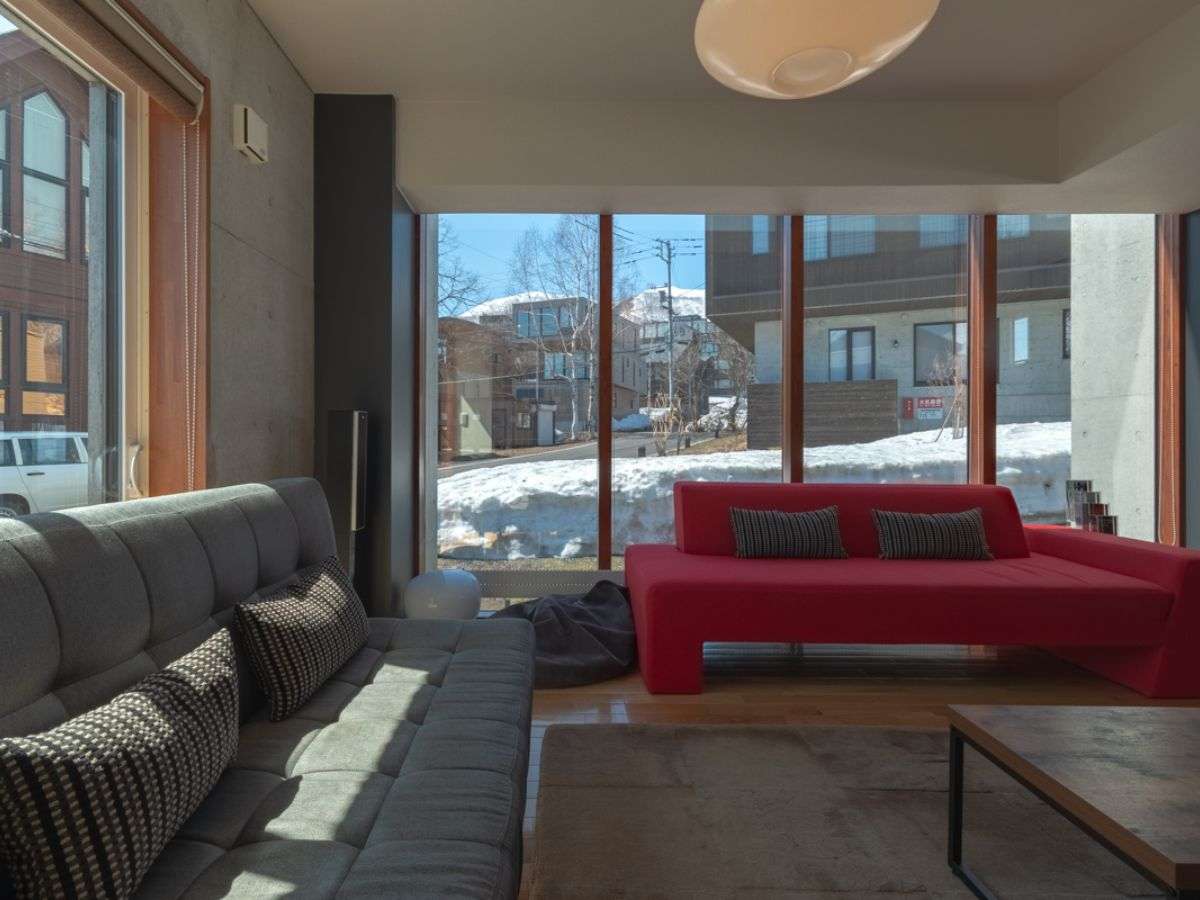 ���r���O