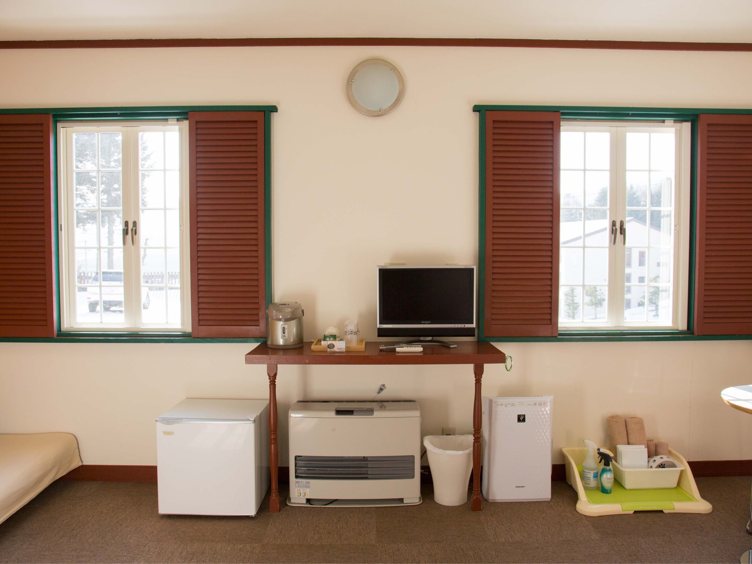 �������������͋C�̋q���ł��B3�`4���l�ł����p�̏ꍇ�́A�\�t�@�x�b�h2������p�ӂ������܂��B