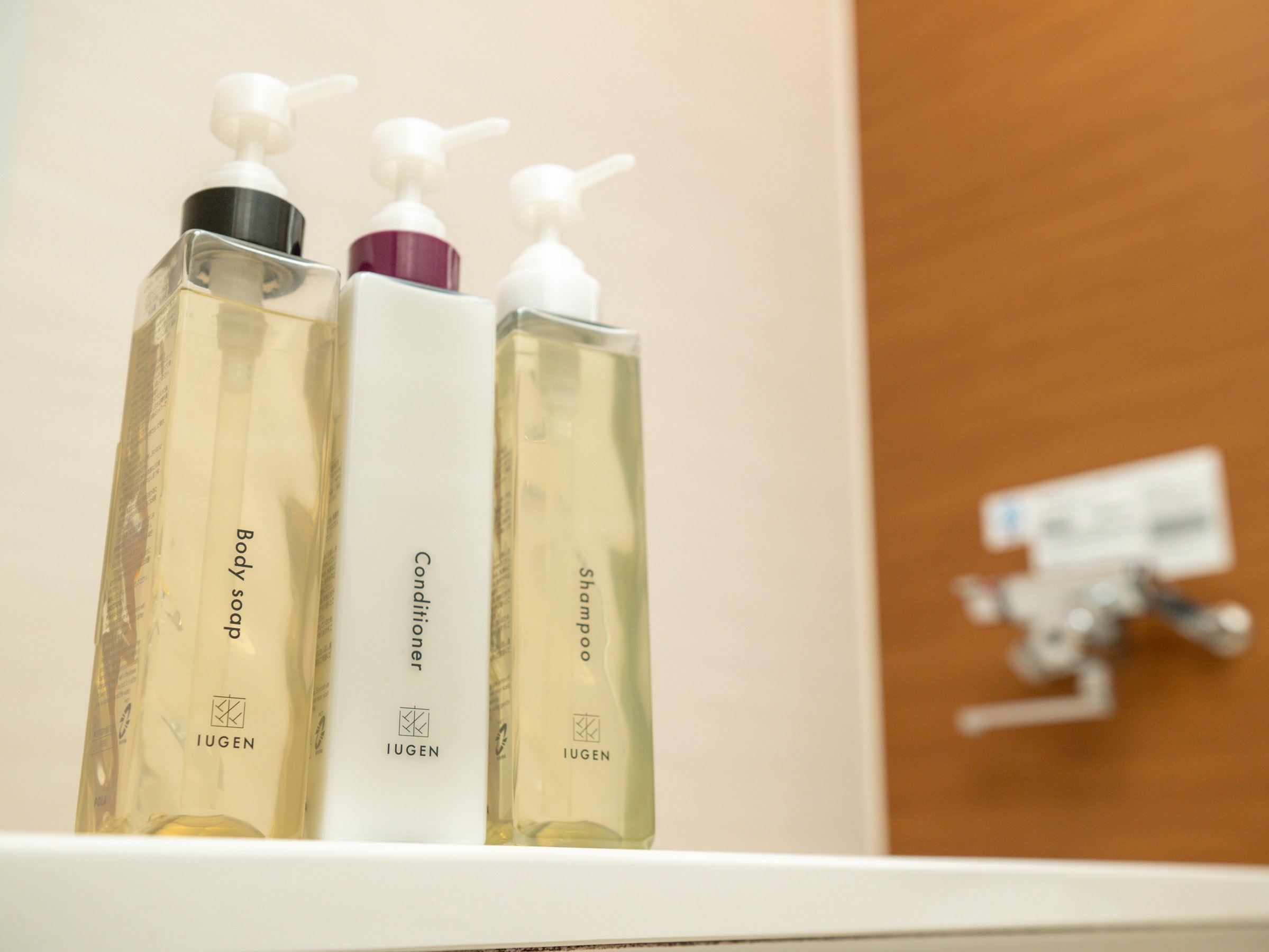 �S����IUGEN�V�����v�[�E�R���f�B�V���i�[�E�{�f�B�\�[�v�����p�ӂ��Ă���܂��B