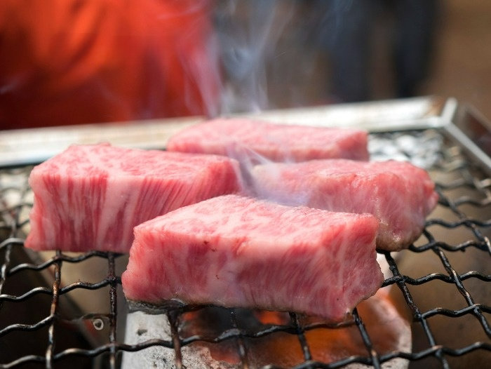 BBQ̂1l250B^AaJrAԁ[tNAHA؃gpӂ܂B