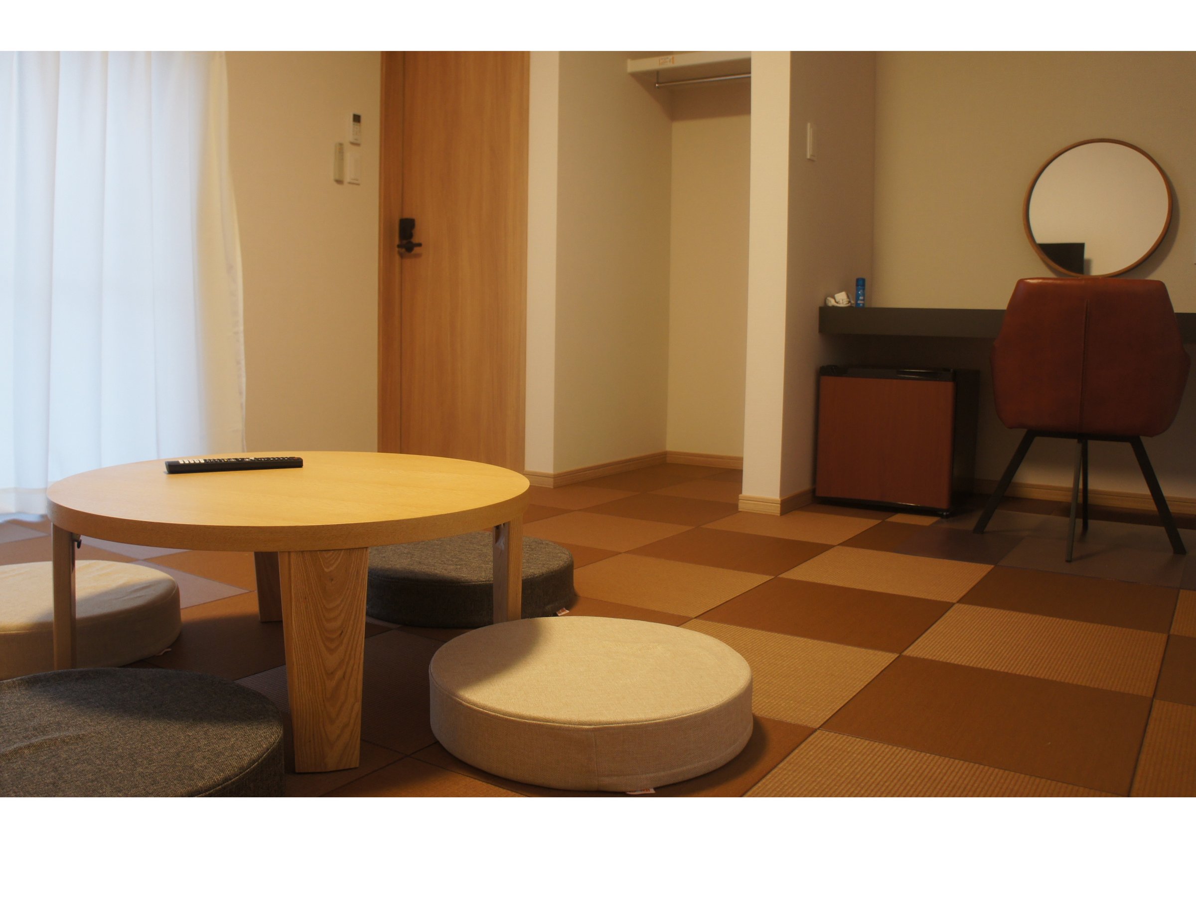 Room3  a9  qlAɂ
