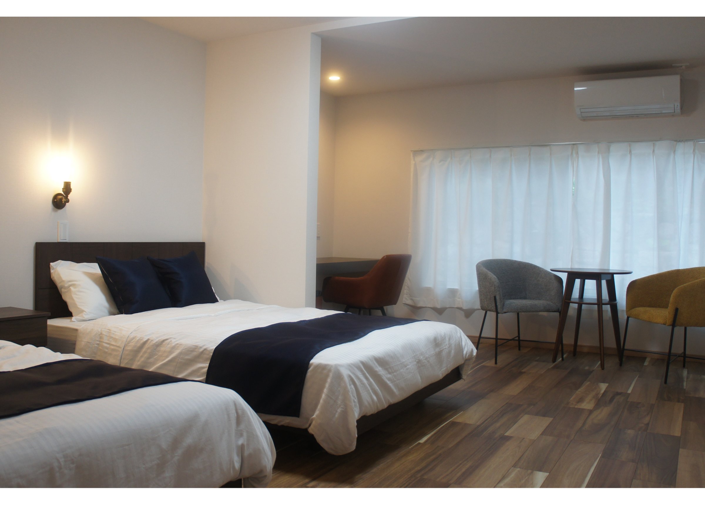 Room1  _uxbhcC[  g11
