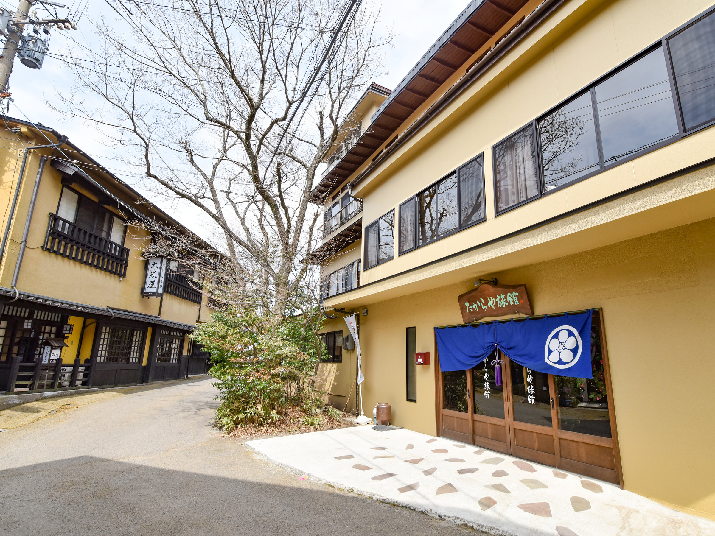 *yOρzu嗁v⑫ȂǓق΂ɂ܂B