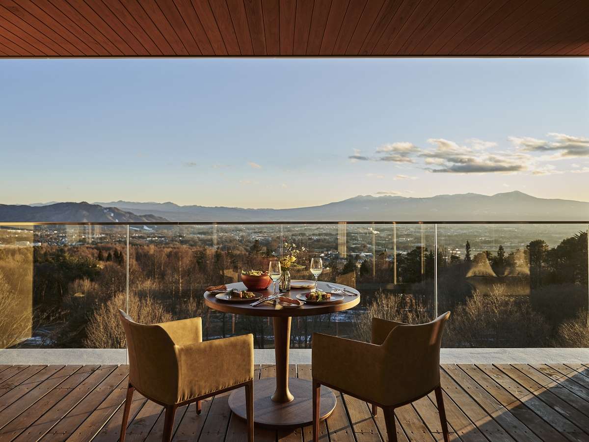 �y5F���X�g�����z�e���X����̒���