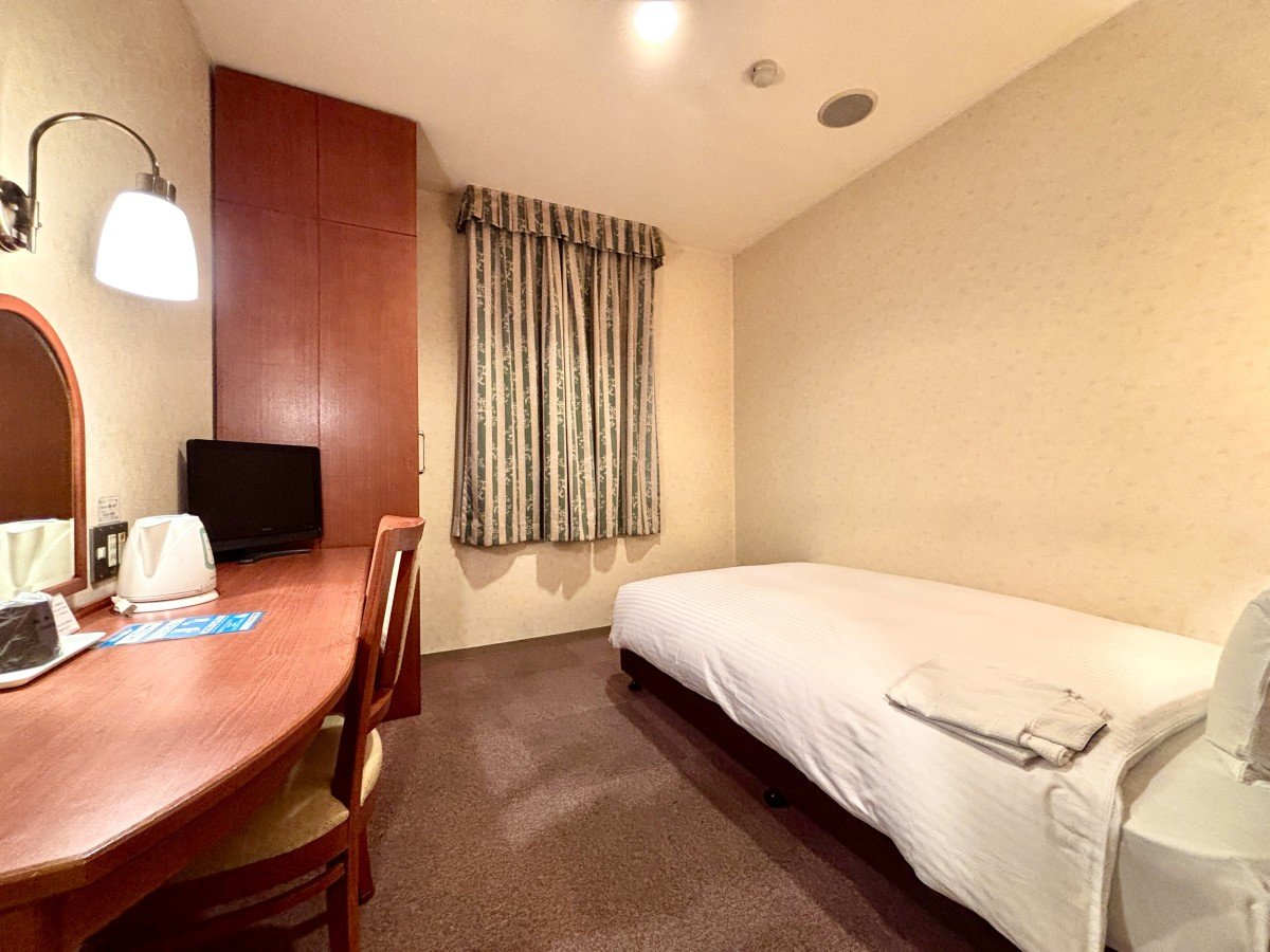 yqFVOzLAllł̑؍݂ɒxǂLłB