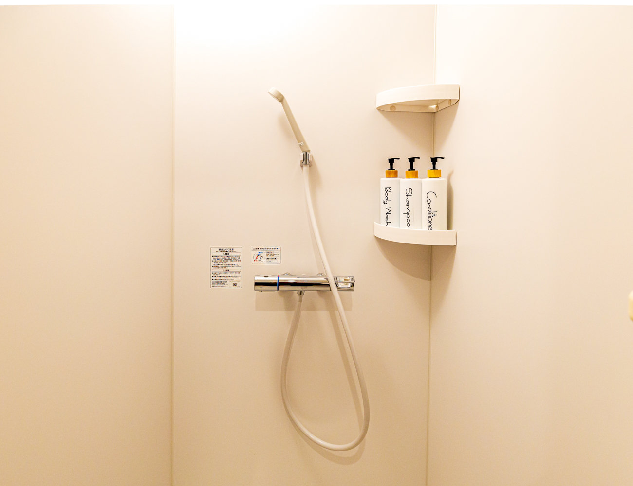 �o�X���[��