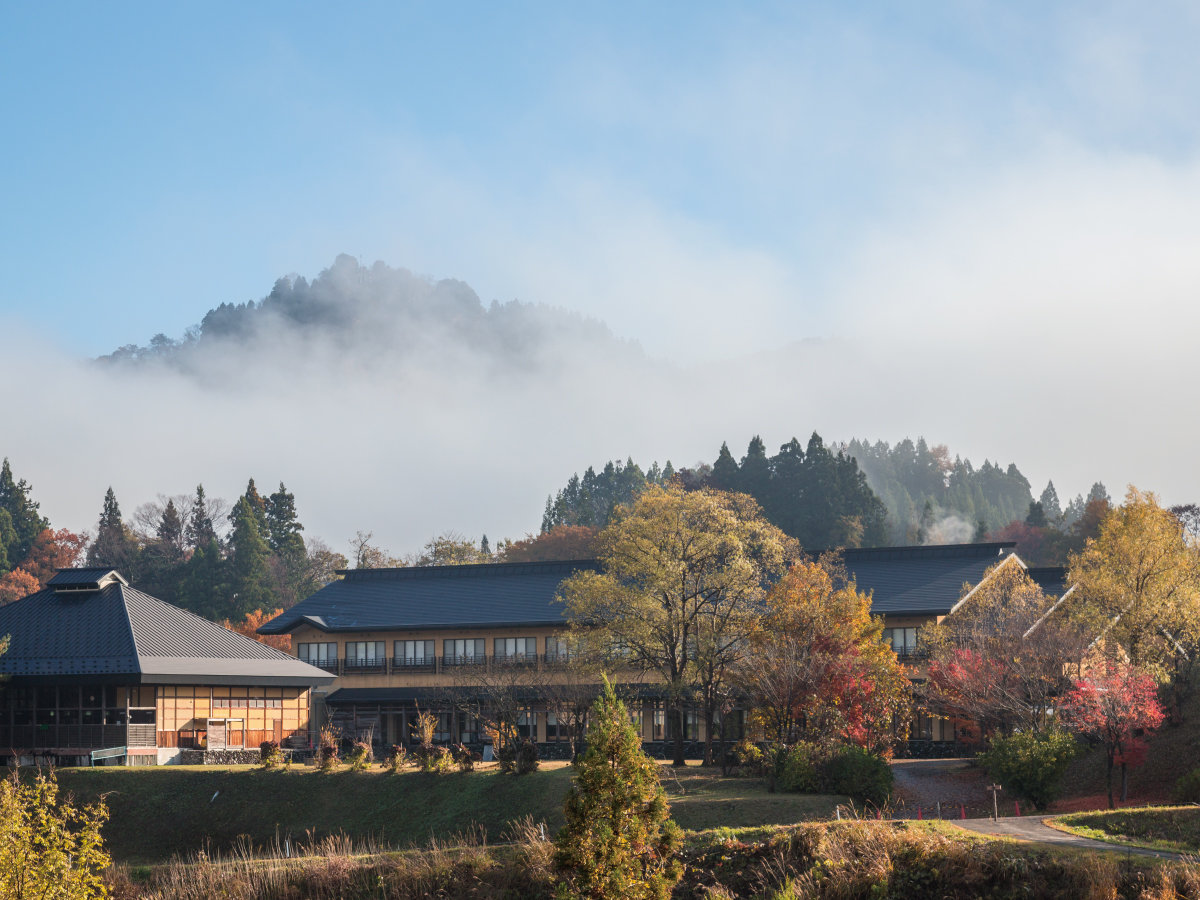 �����̂ё�/�O�ς����̂тƂ́A�̂�т�A�������A�^����S�n���ǂ��Ƃ����������t�ł��B