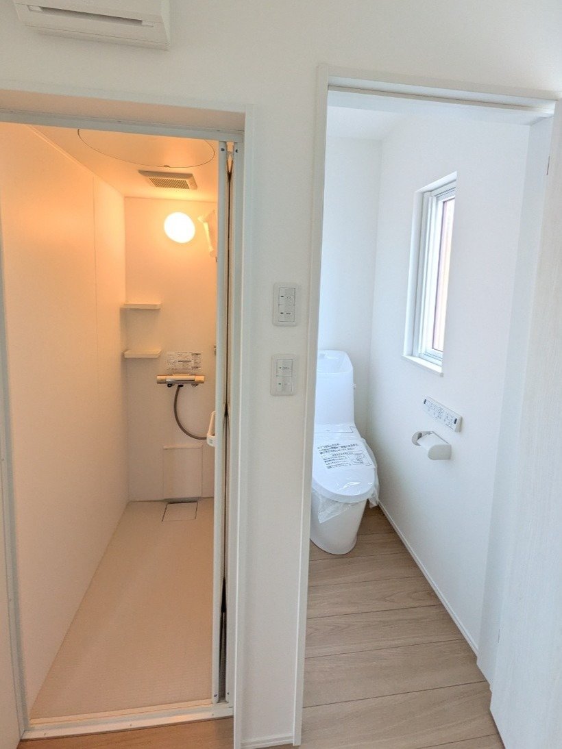 �g�C���A�V�����[�u�[�X