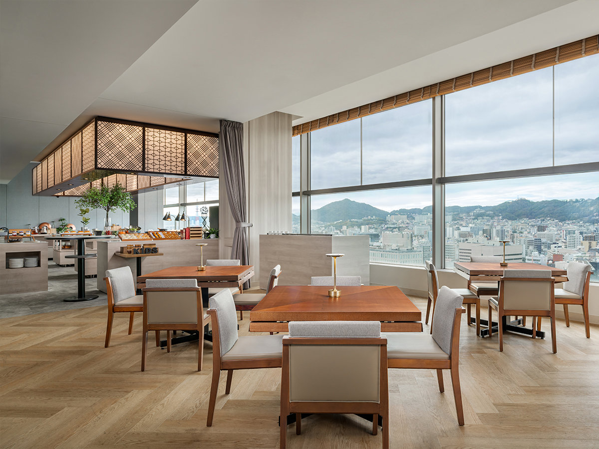 ��17F�@Restaurant Grill Table