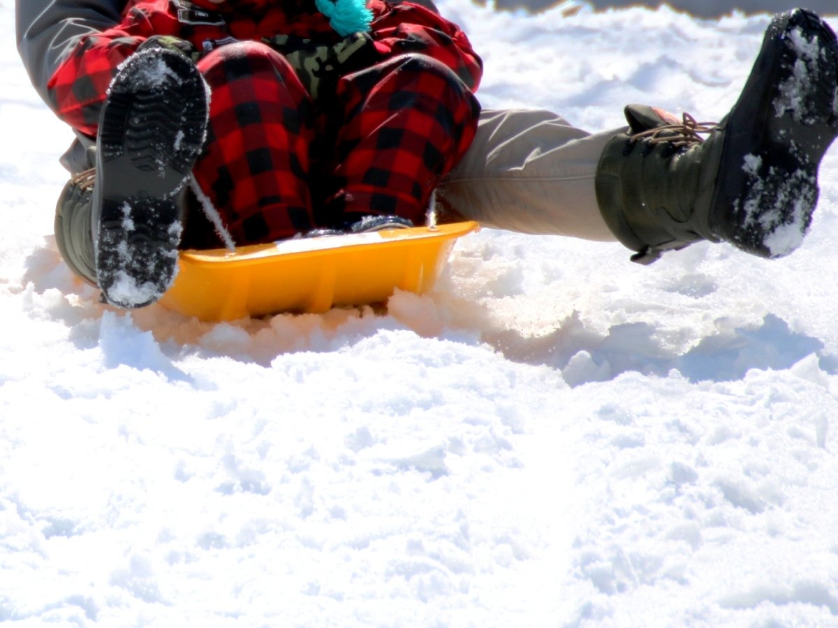 ���ٖڂ̑O��4�ʂ���e�j�X�R�[�g�ł͂���V�т₩�܂���Â��肪�y���߂܂��B