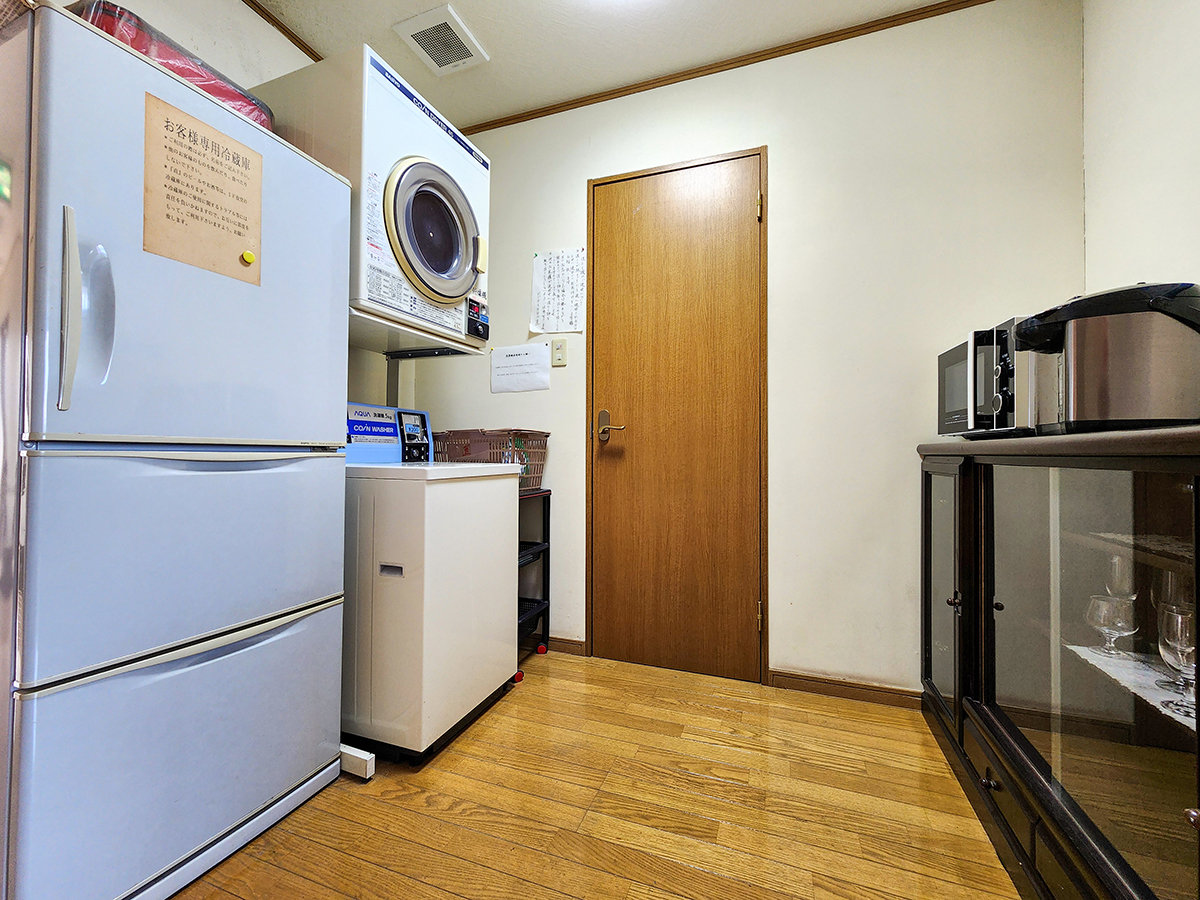 #�{�ف@�①�ɂ�d�q�����W�͂����R�ɂ����p���������܂��B