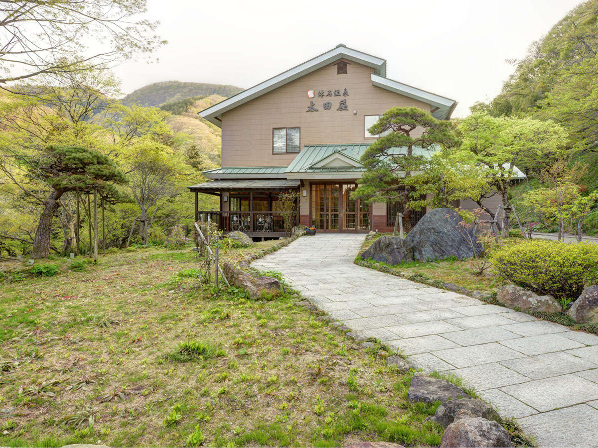 *�O�ρ@���R�����Ղ�̓��قŁA���ʂȂЂƂƂ���