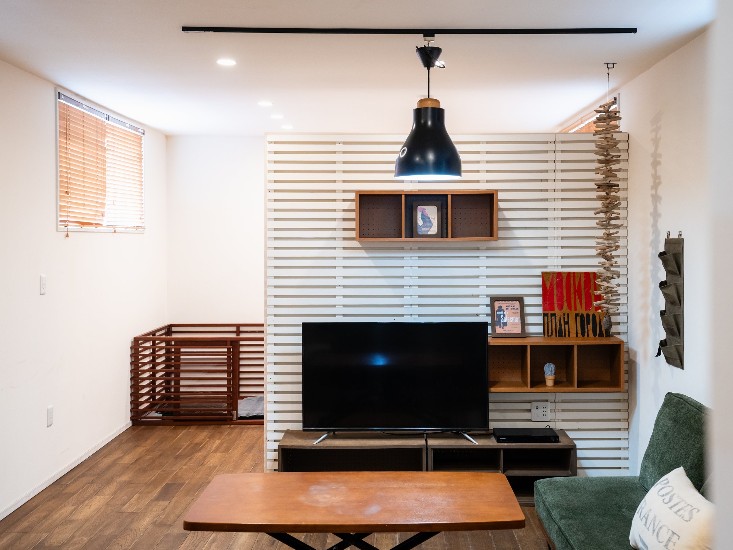 COTON101�@�傫��TV���������܂��B���r���O���[���@