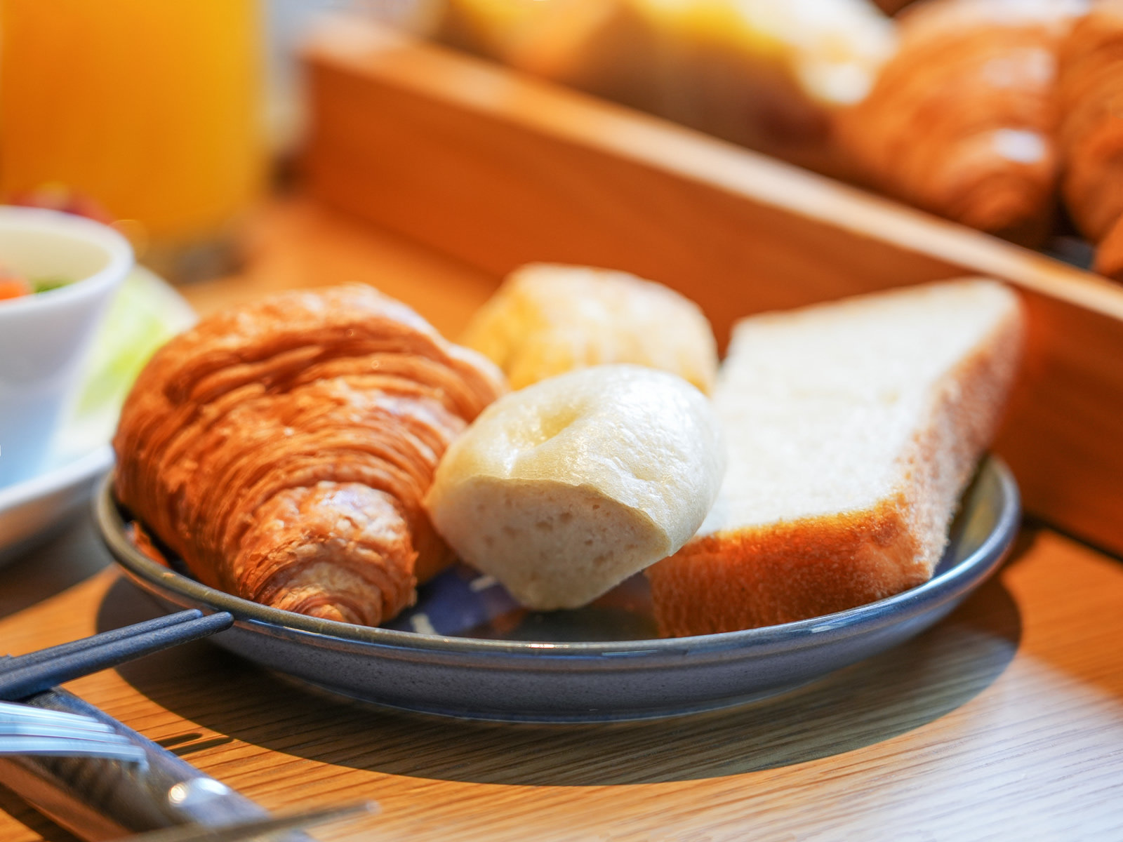 ���s�V�܃p���r���b�t�F�Ɠ��ւ��v���[�g�̂����H