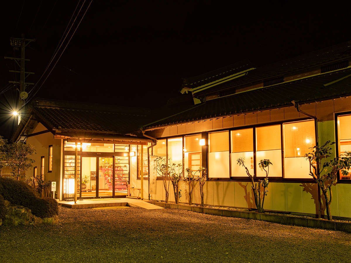 *���O�ρ��~�R�w���Ԃ�5���A���Z�s�w���Ԃ�7���B�Ŋ��w����̃A�N�Z�X���֗��ł���