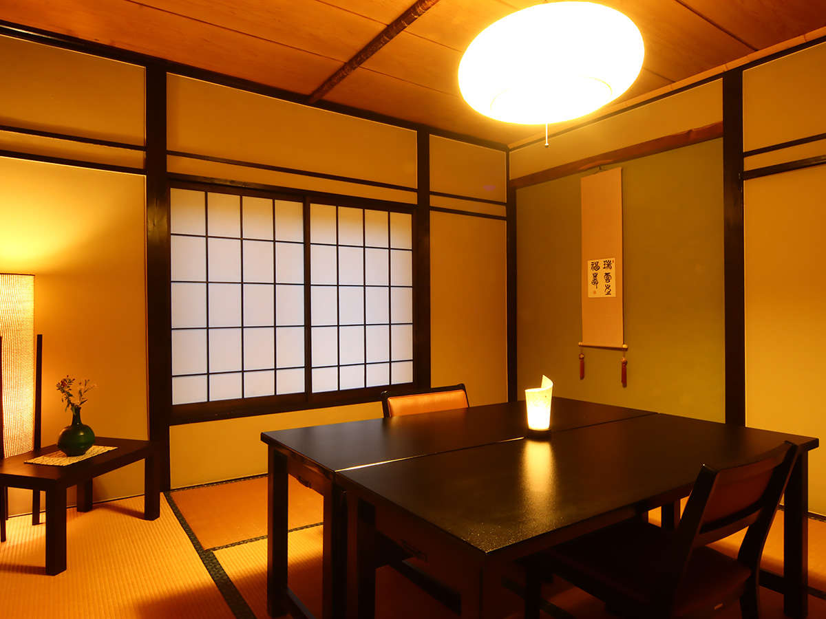 H-B-́AOFlɂp ƑAԁA1lŋC˂ȂオĂ