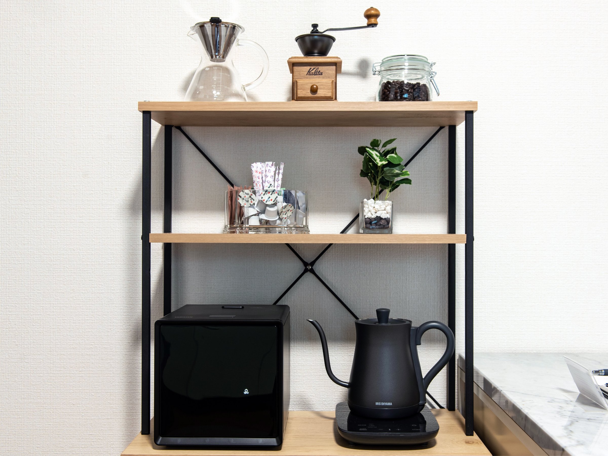 ���ъ��P�g�������p�ӂ��Ă܂��B�҂����ăR�[�q�[�����y���݂��������B