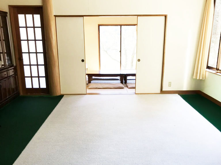 24��̍L�����r�[