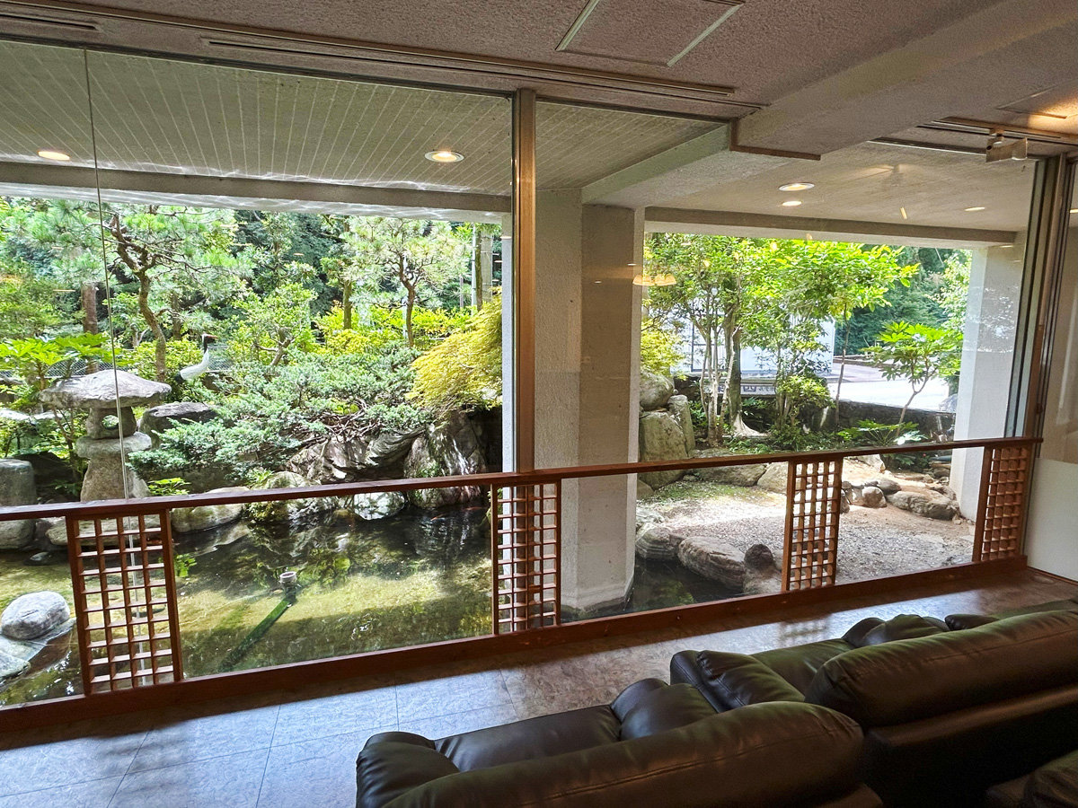 ���r�[���