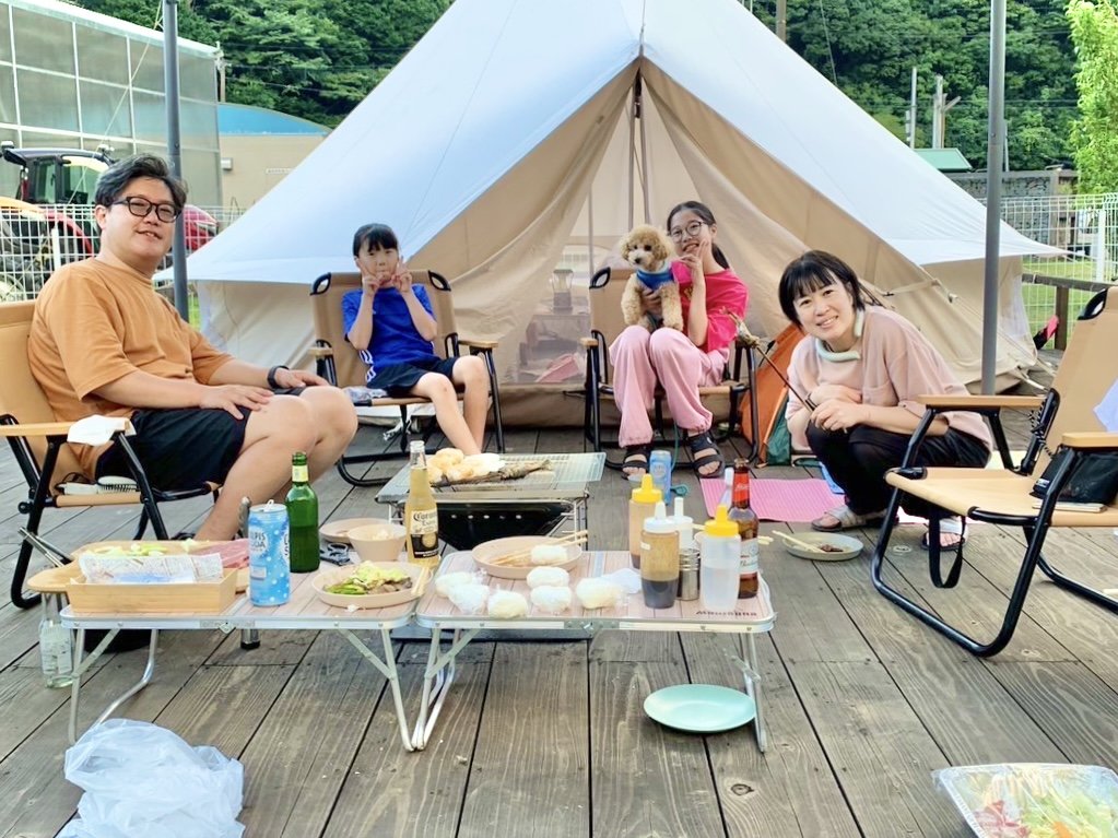 �y�~�y�L�����v