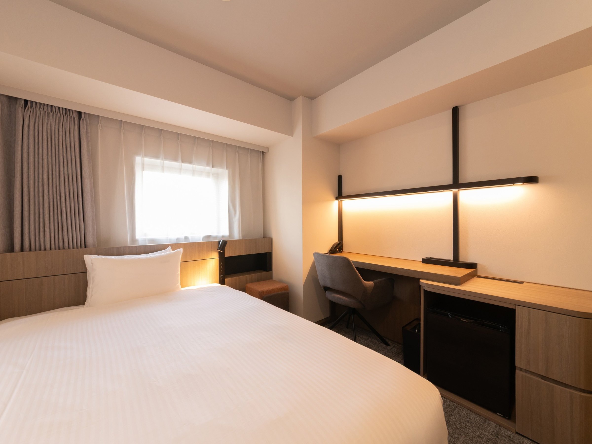 �yEX�Z�~�_�u���z15�u / �x�b�h��140�p�V���v���Ȃ�����g�����Ɩ��̂������ł��B