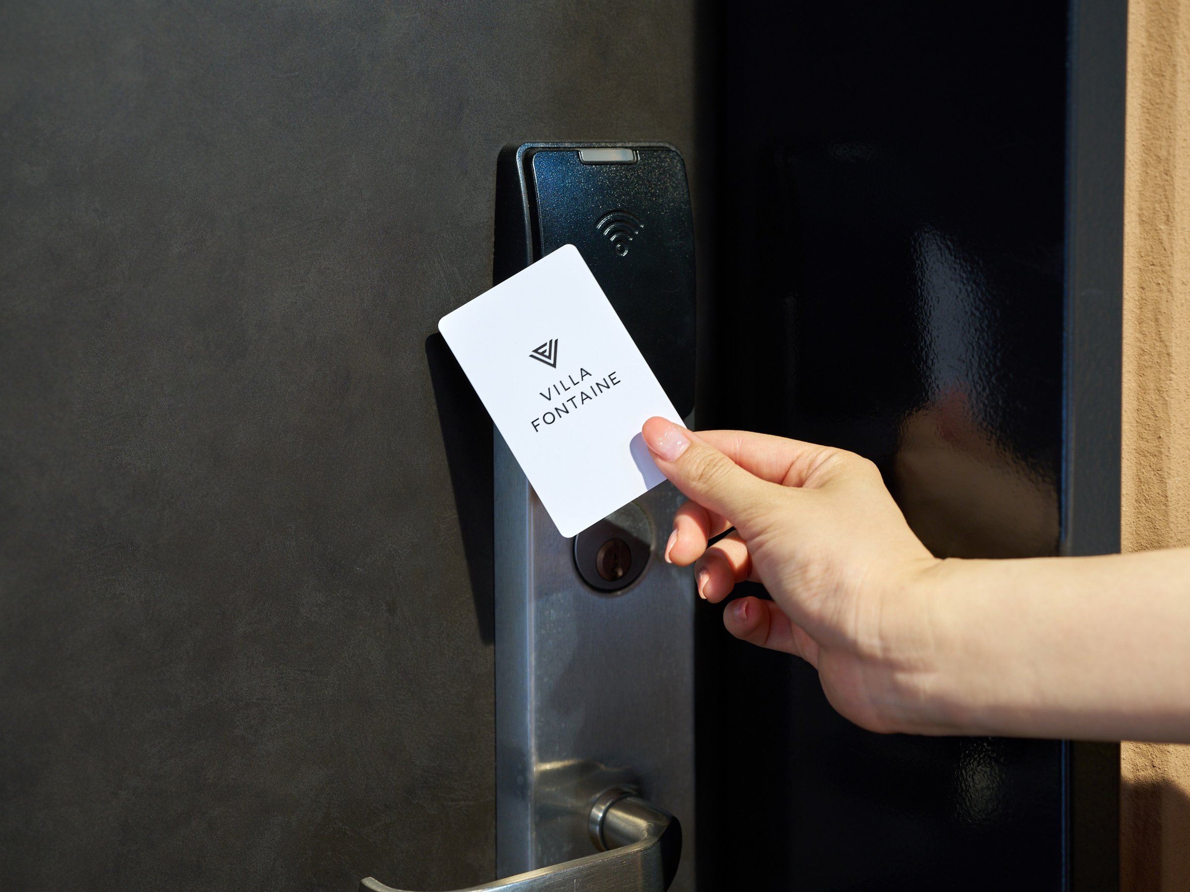 �J�[�h�L�[�@