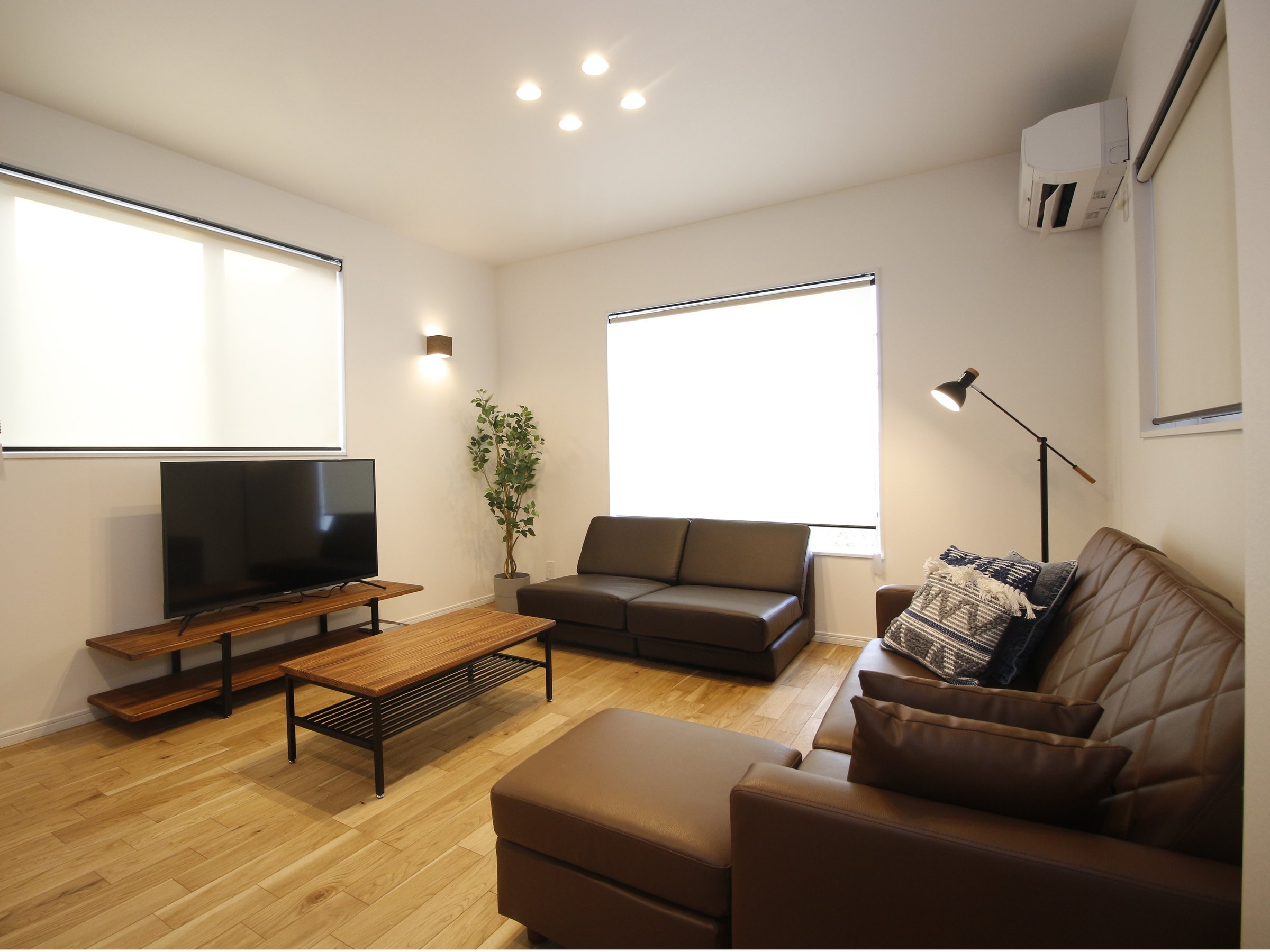 2KrOB\t@[ɂĂ肨났܂B