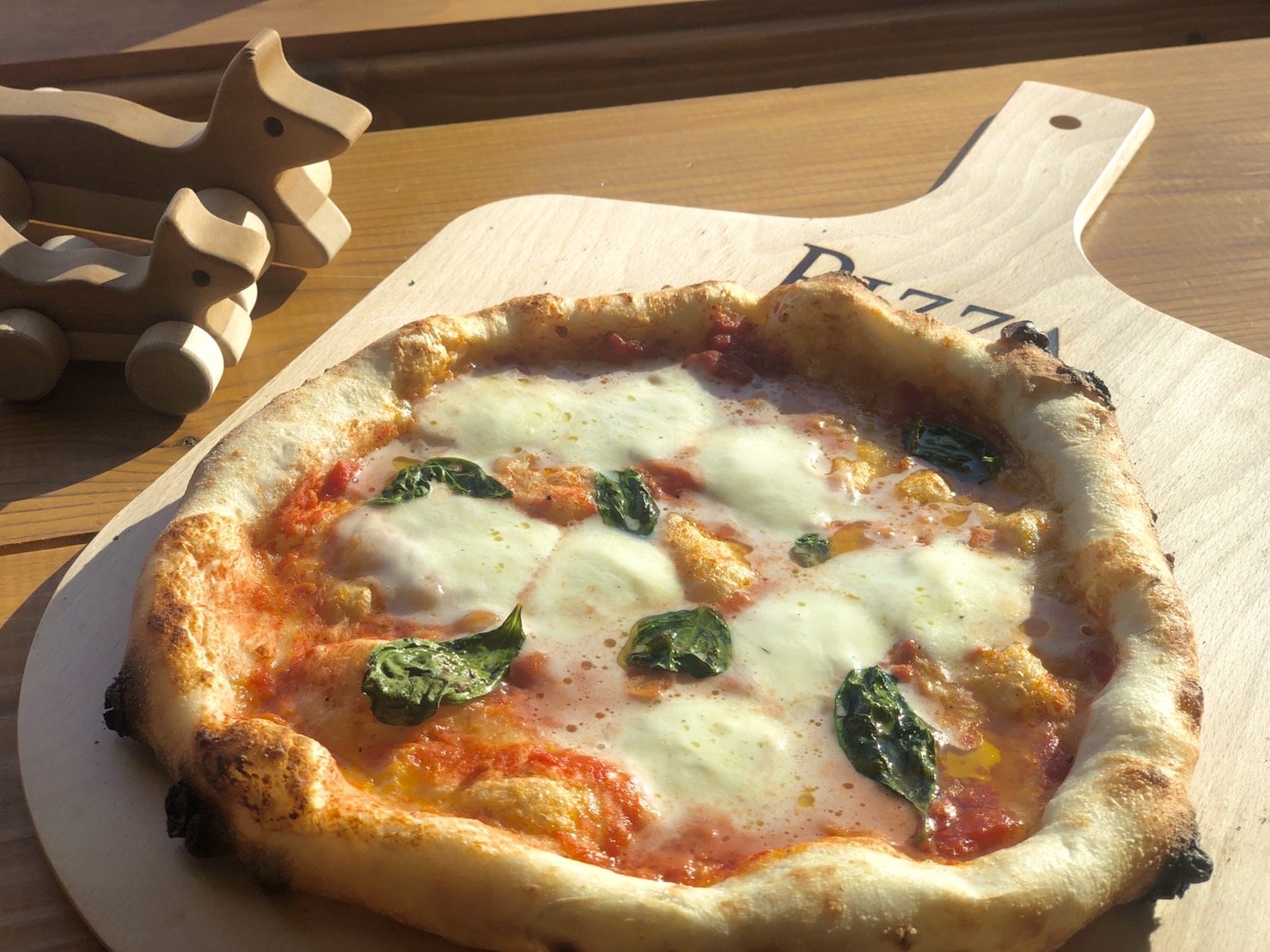 ΗqĂPizza