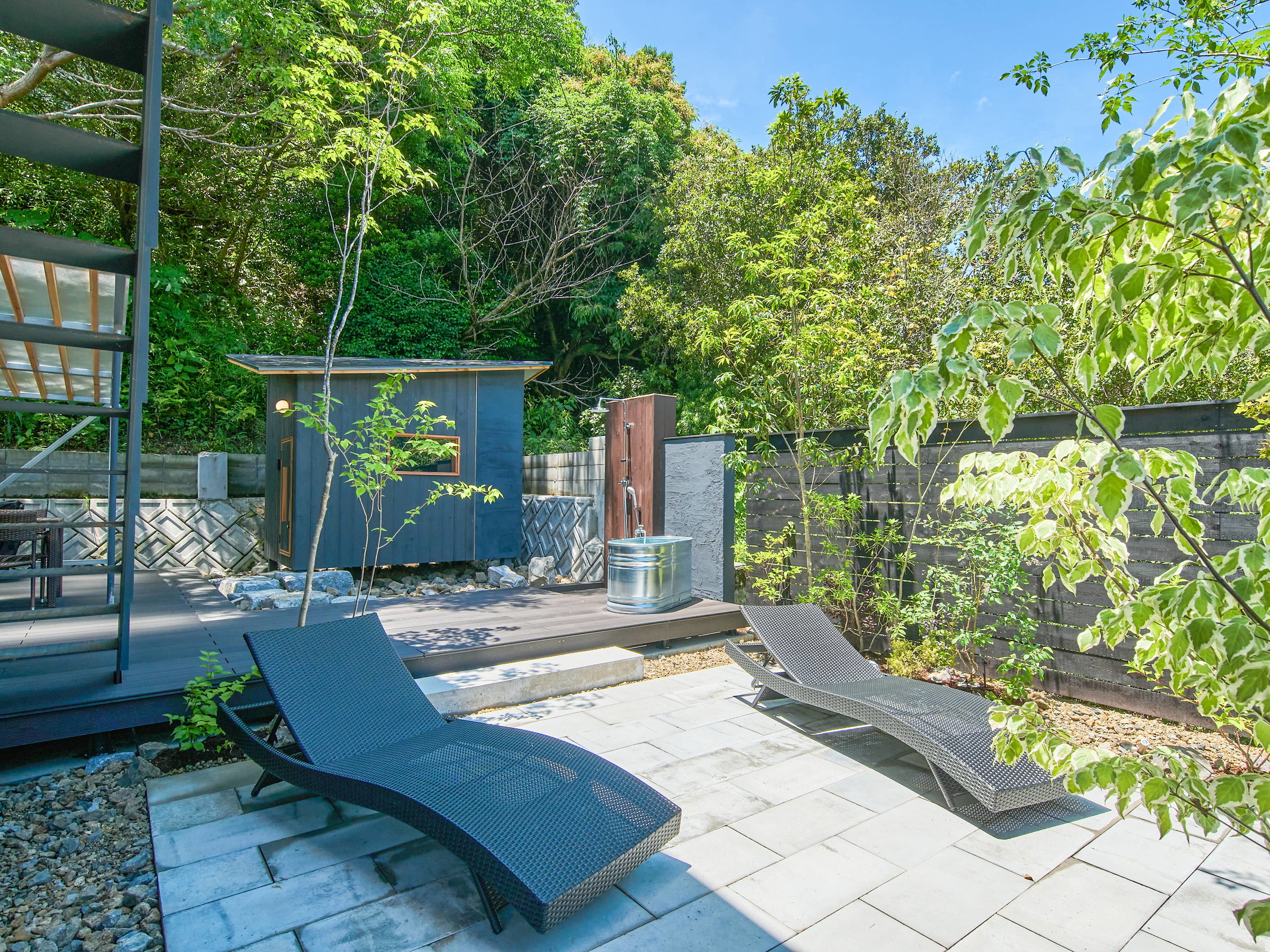 �O�C���X�y�[�X