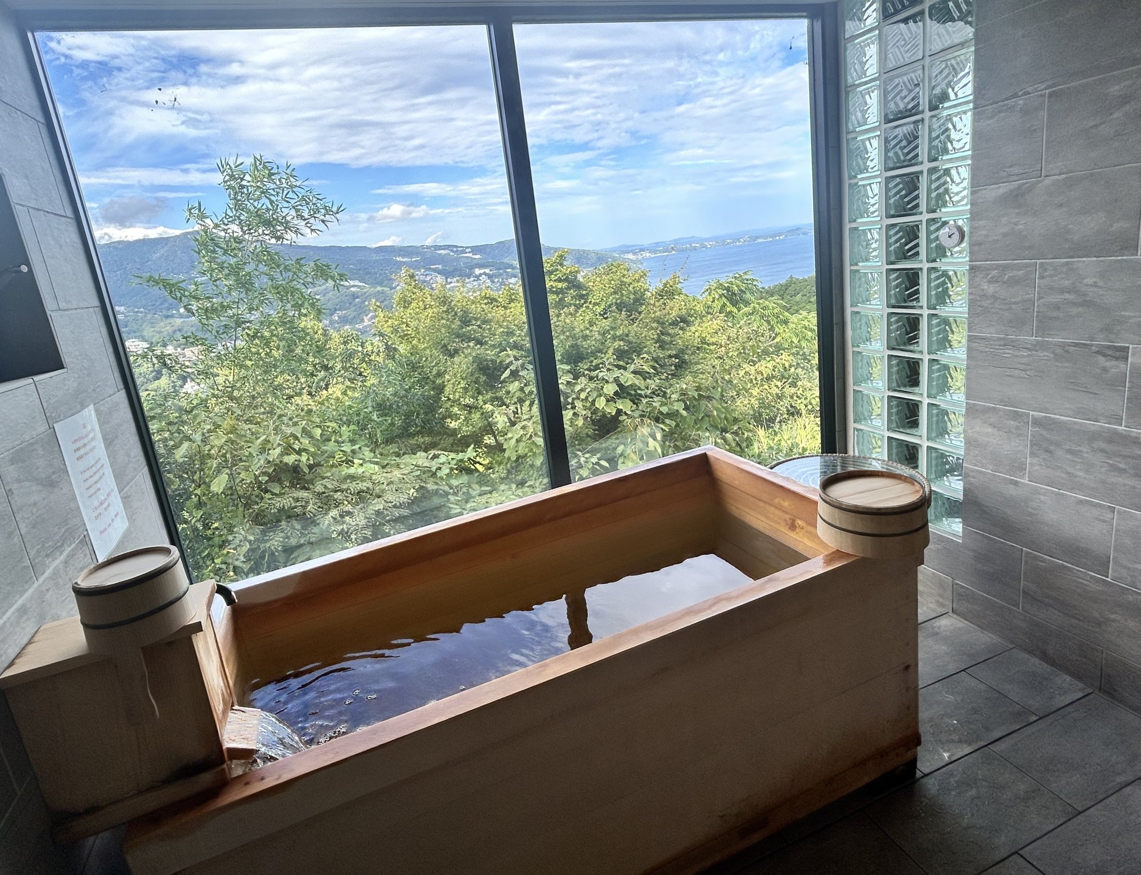 EyЂ̂CzVR򂪂ły߂邨Cł̂т胊bNX