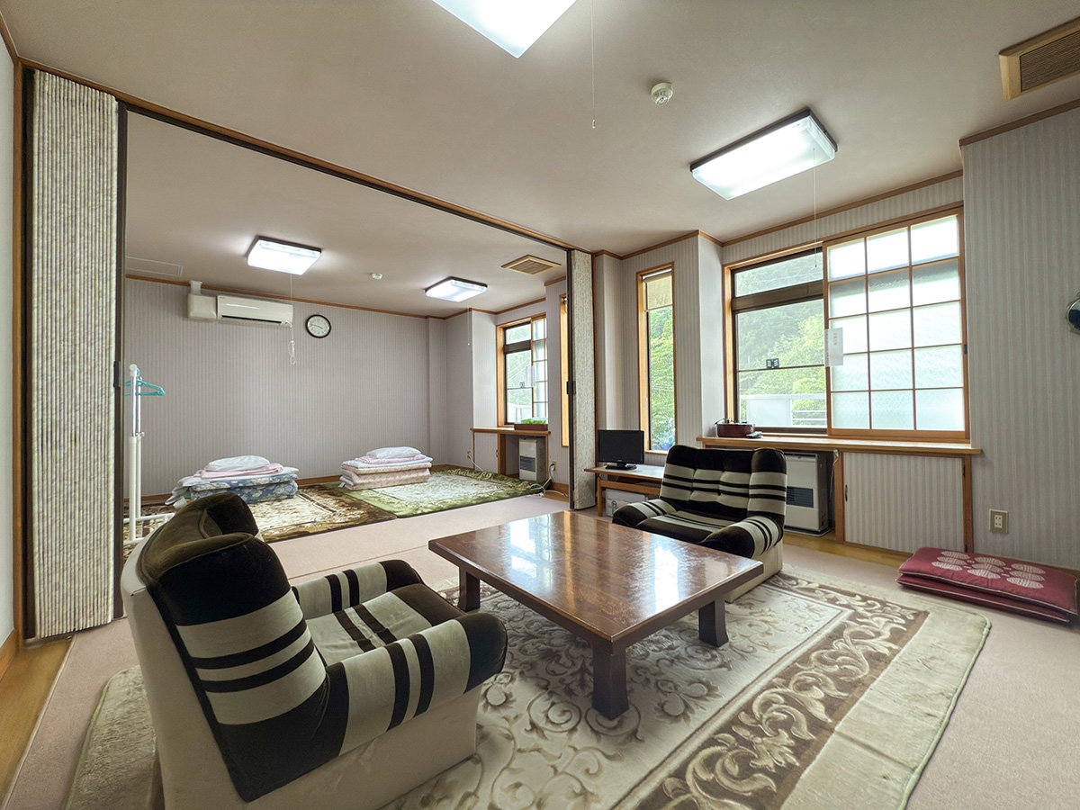 #�a��16��@�L�X�Ƃ����t���[�����O�q���B�傫�ȑ���������������ފJ���I�ȋ�Ԃł��B