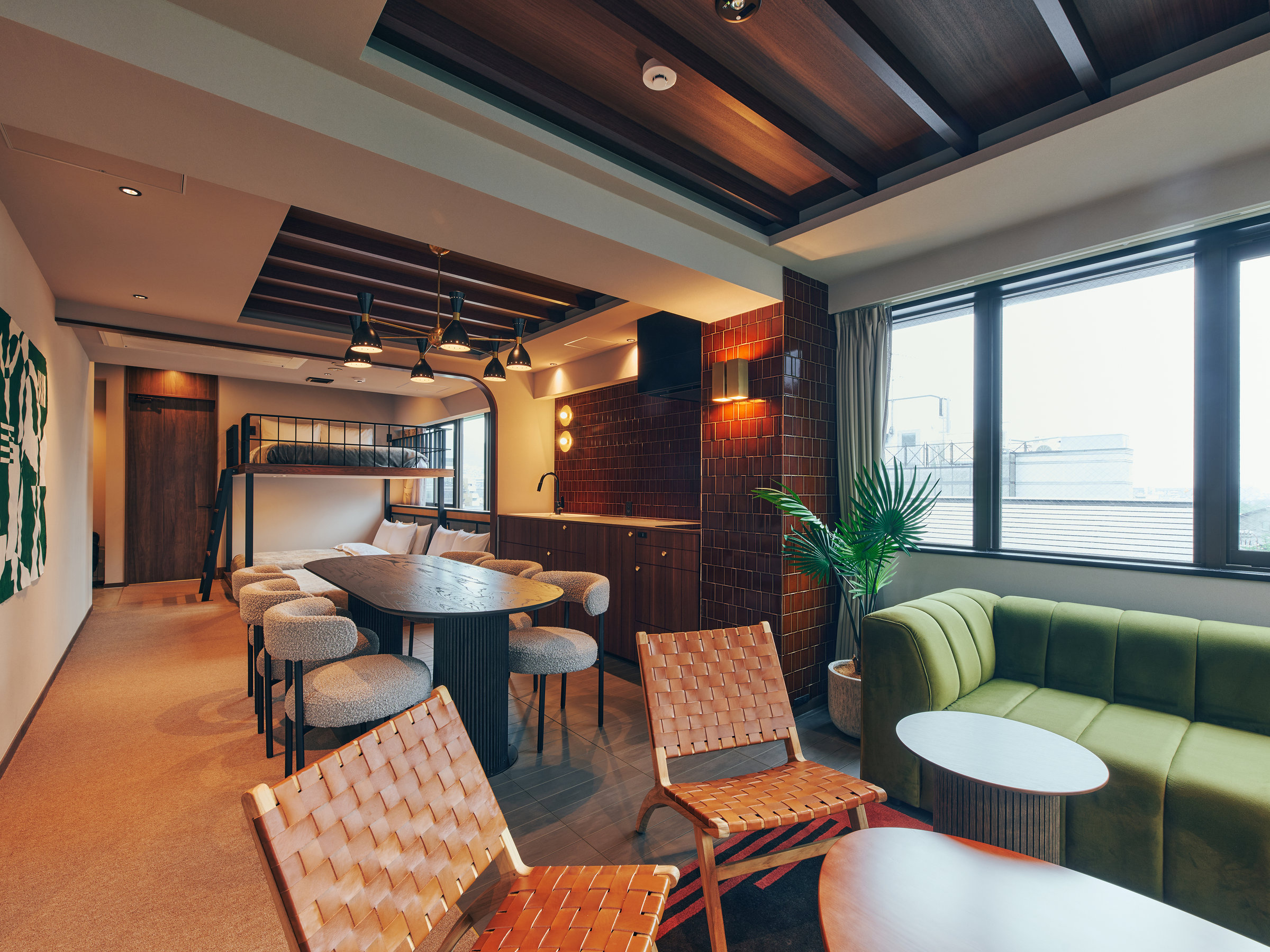 �A�p�[�g�����g�f���b�N�X�@50�u�`�@�ő�6���h���\