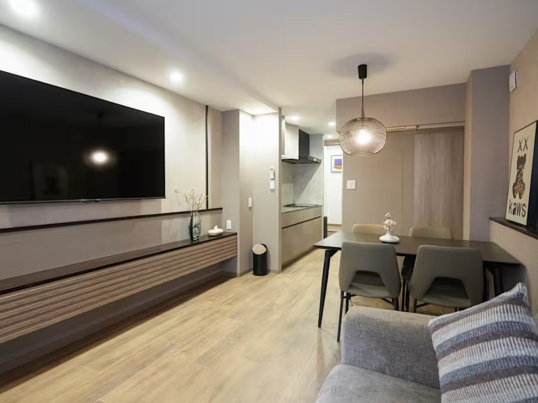 �P�K�@���r���O���_�C�j���O���[��