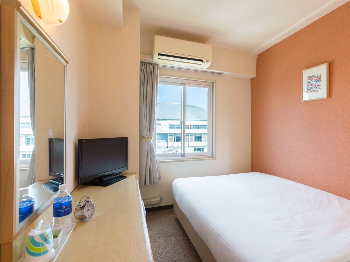 �V���O�����[���F�e���r�A�①�ɁA�ʋ󒲁A��C����@�A���̑��A���j�e�B�����p�ӁB