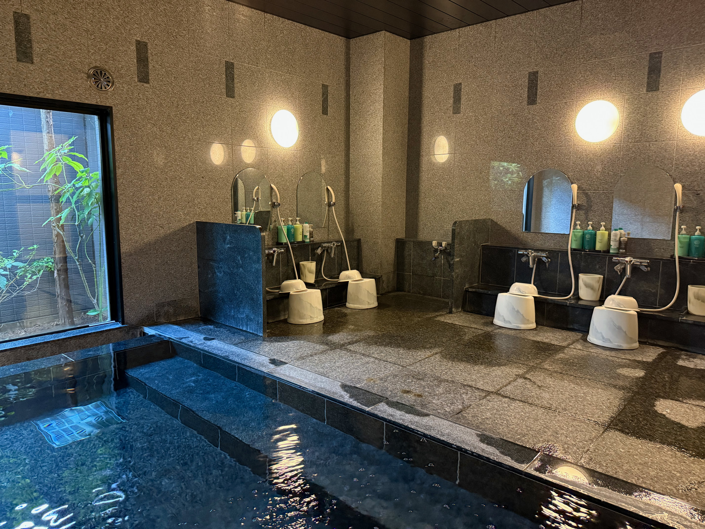 ���j���ʑ嗁��i�j���j