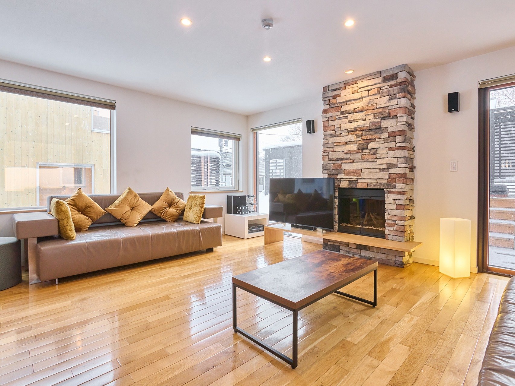 �y4�x�b�h���[���z�ʐ^�͈��ł��B������K���A�������̂��w��͂��󂯂��������˂܂��B