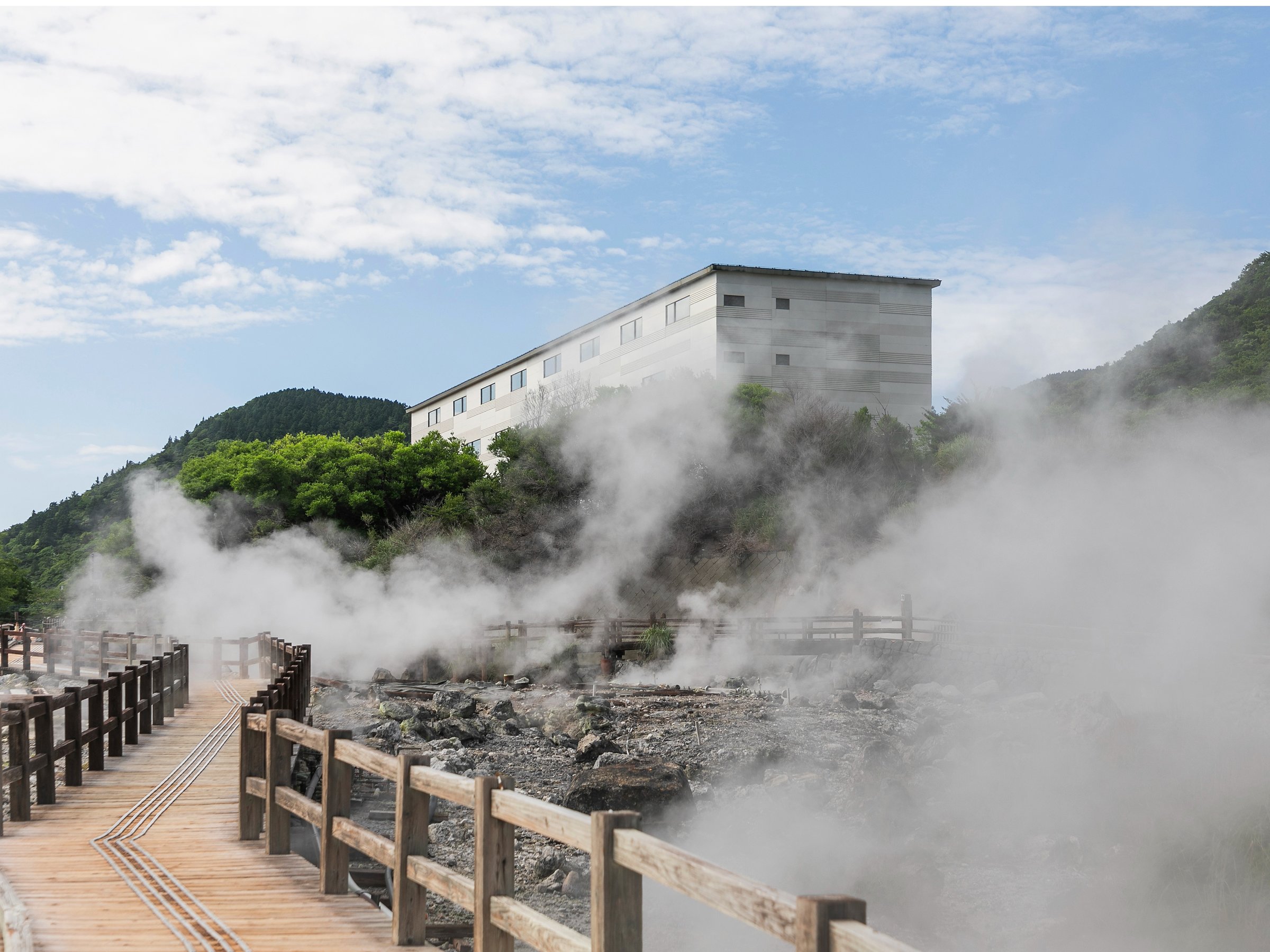 �_��n���̓����ނ�ɕ�܂ꂽ�h