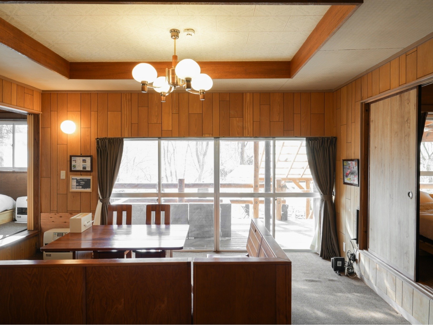 ������̌i�F���Y��ȃ��r���O