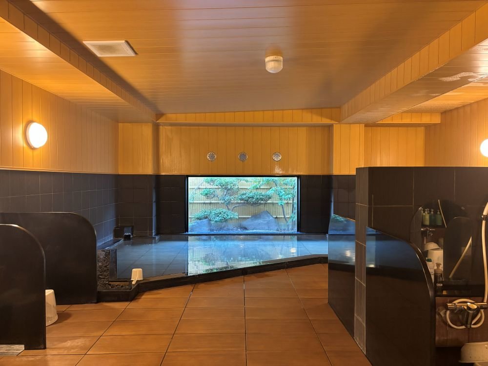 �j���嗁��